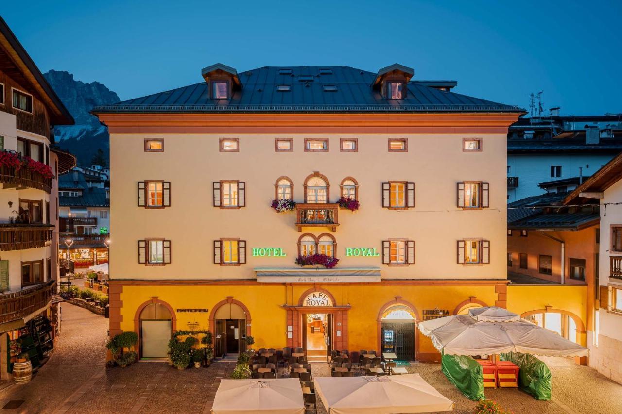 Royal Hotel Cortina Cortina dʼAmpezzo Exterior foto